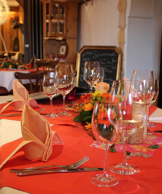 Antjes Schmankerlhotel Und Restaurant Trostau Bagian luar foto