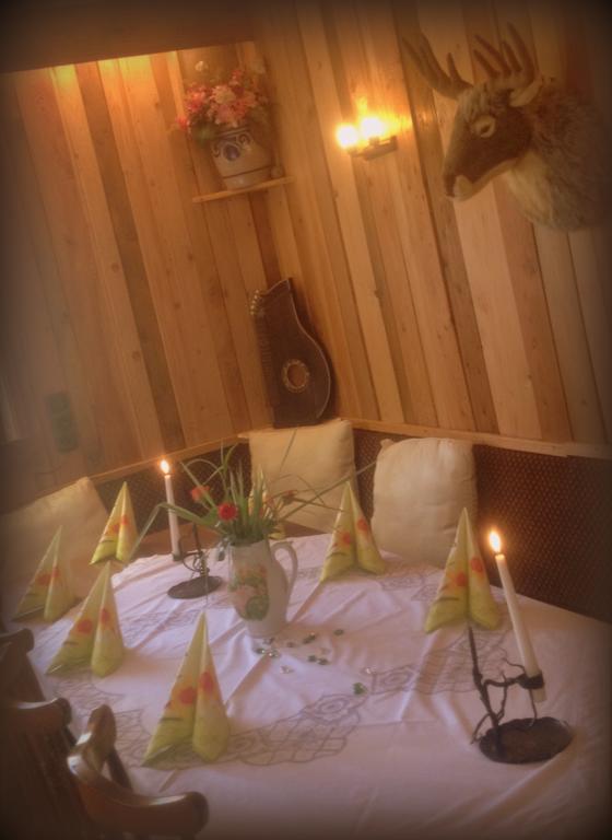 Antjes Schmankerlhotel Und Restaurant Trostau Bagian luar foto