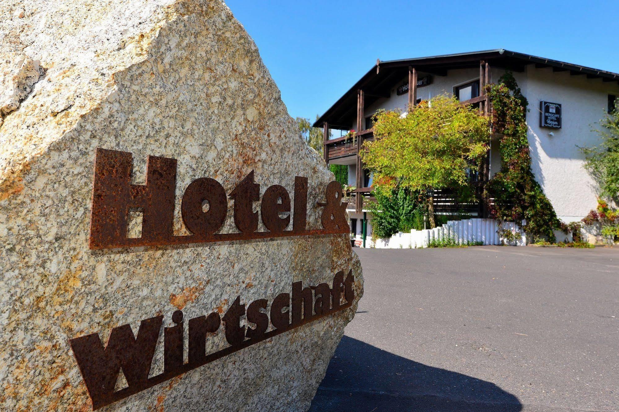 Antjes Schmankerlhotel Und Restaurant Trostau Bagian luar foto