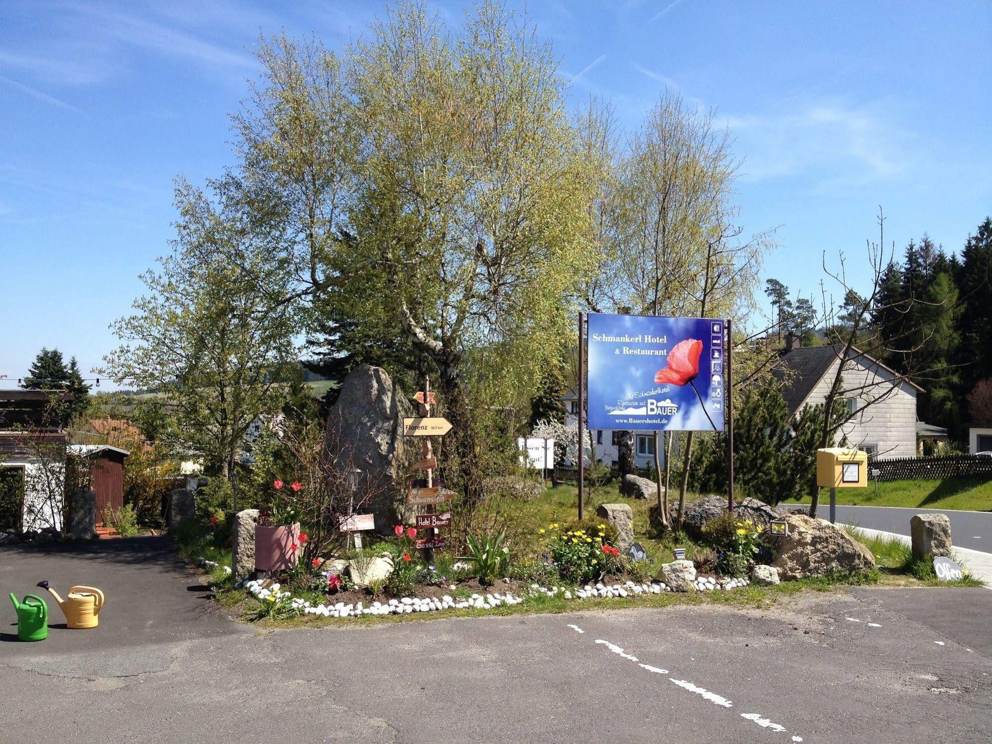 Antjes Schmankerlhotel Und Restaurant Trostau Bagian luar foto